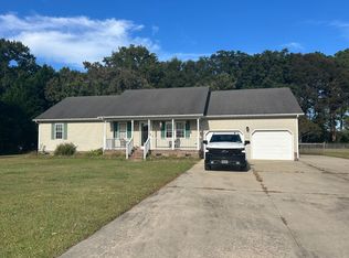 200 Dramtree Dr, Elizabeth City, NC 27909