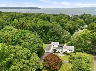 39 Upper Drive, Huntington Bay, NY 11743