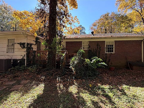 2nd image of 3116 Gardner Park Dr