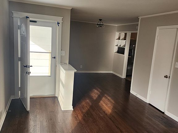 2nd image of 6045 College Ave