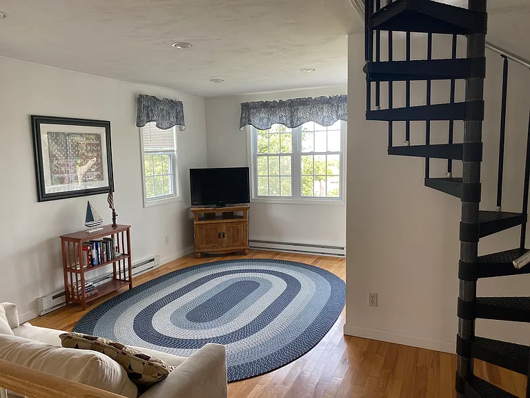 12 Captain Paine Rd — Photo 17