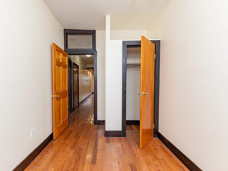 88 Starr St #2L — Photo 17