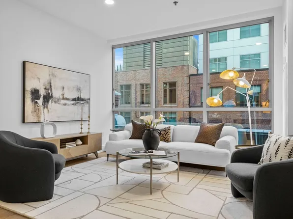 234 Causeway St APT 805, Boston, MA 02114