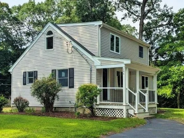 286 Raynor Ave, Whitman, MA 02382