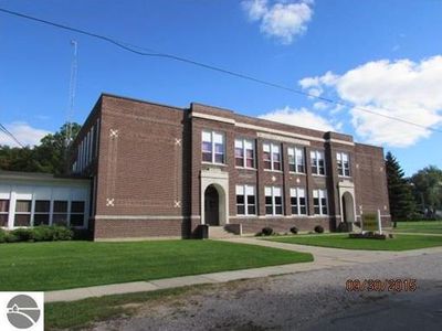 300 Republic Ave, Alma, MI, 48801