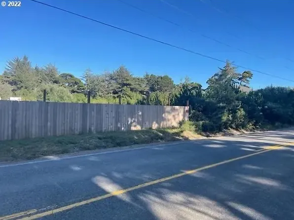 54559 Beach Loop Rd, Bandon, OR 97411