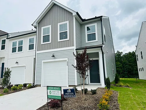 822 Falls Grove Trl Photo 1