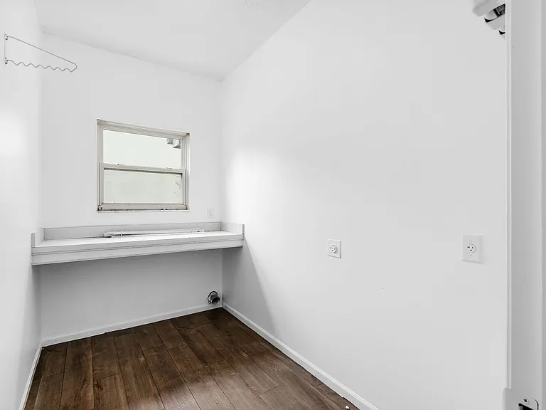 6279 Parkmeadow Ln — Photo 21