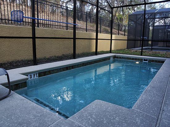 PP6P8917CP-private-screened-in-patio-with-pool