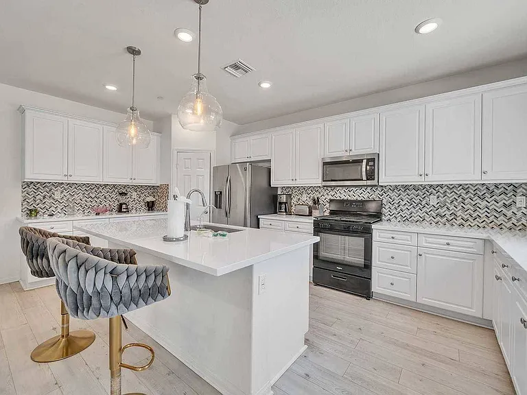 19907 Sunkissed Ridge Dr — Photo 10