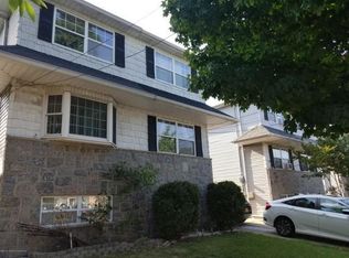 30 Globe Ave, Staten Island, NY