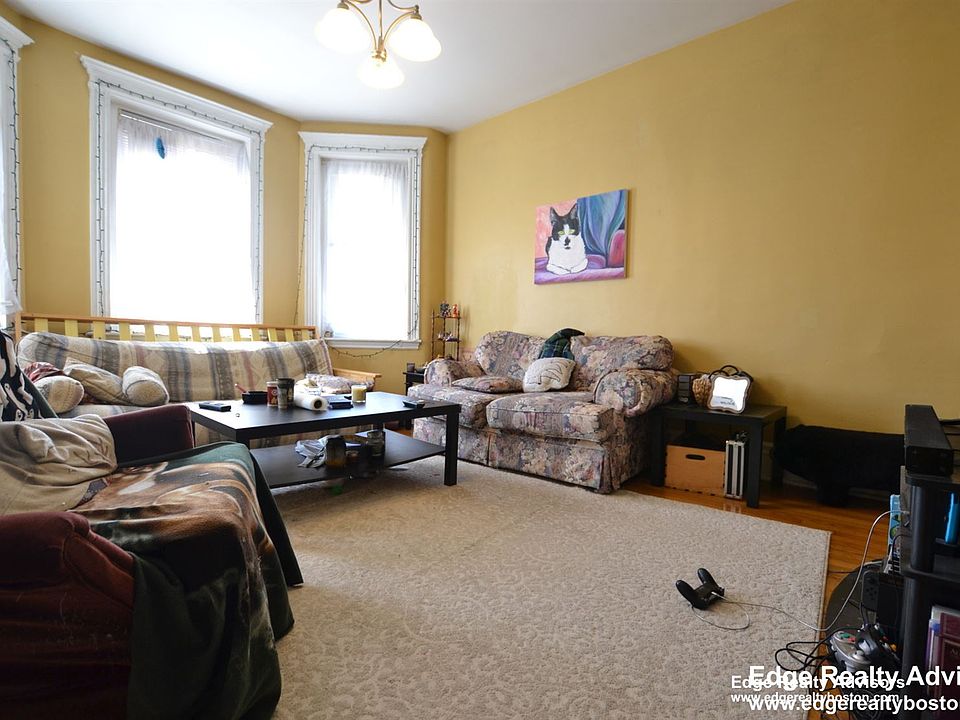 1721 Commonwealth Ave. #2 Boston - Brighton Unit Photo 4