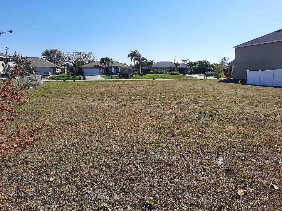 2nd image of 1151 SW 40th Ter