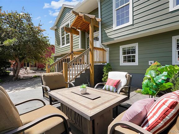 5th image of 768 Barberry Circle