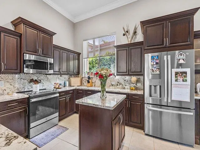 2488 Eagle Run Dr — Photo 12