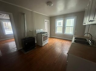 11 Winslow St #2R, Worcester, MA 01609