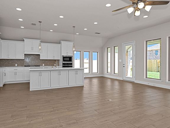 2nd image of 7226 Bush Glade Dr