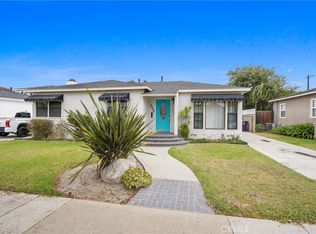 2350 Pepperwood Ave, Long Beach, CA 90815