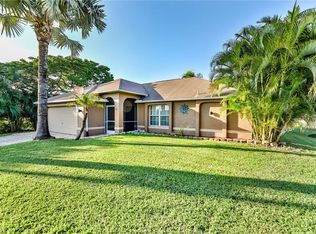 1613 NW 5th St, Cape Coral, FL 33993