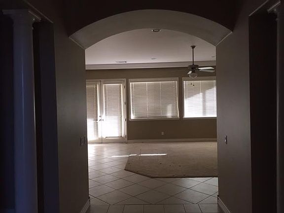 4th image of 11951 Amherst Ct