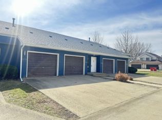 2565 Clayton Blvd, Champaign, IL 61822