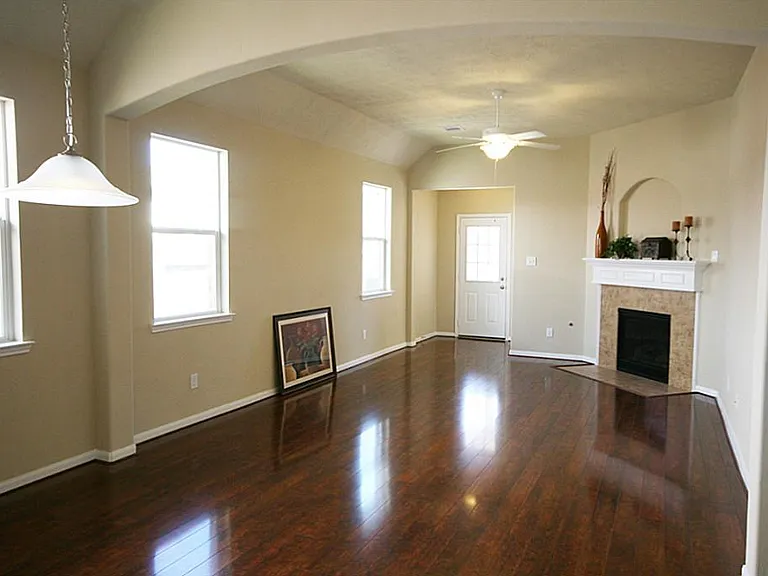 24547 Foxberry Gln — Photo 4