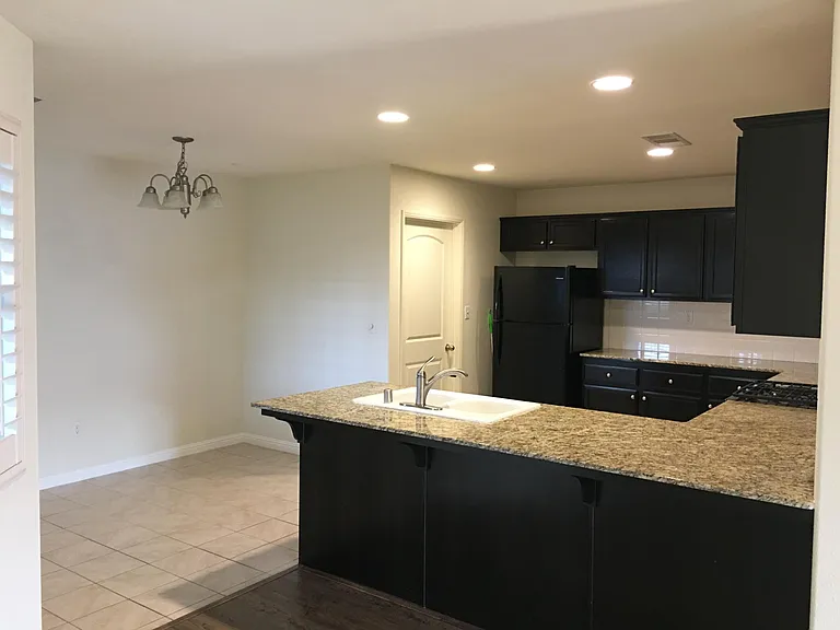476 Descanso Bay Ct — Photo 4
