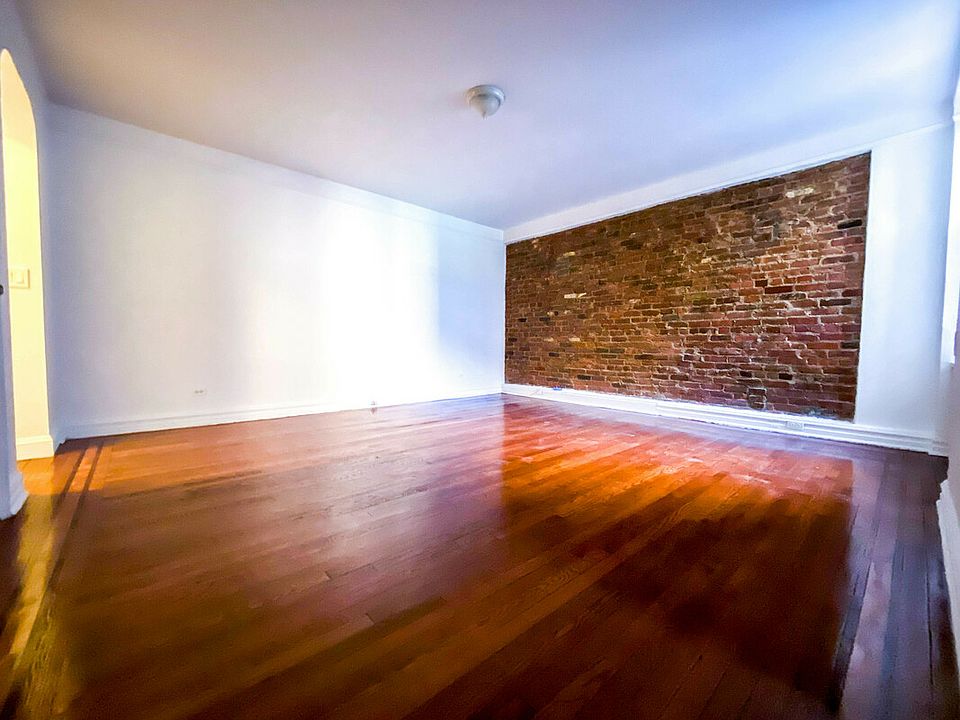 3111 Crescent St Astoria NY Zillow