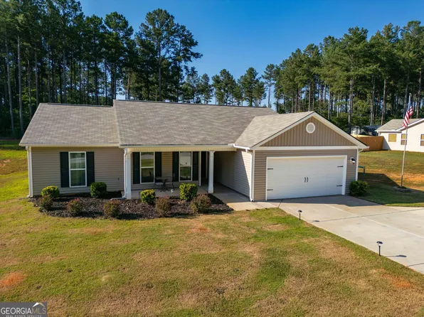 648 Walnut Dr, Hartwell, GA 30643