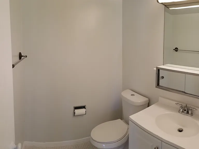 2601 Boundbrook Blvd #104 — Photo 20