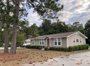 1306 College St, Eastman, GA 31023