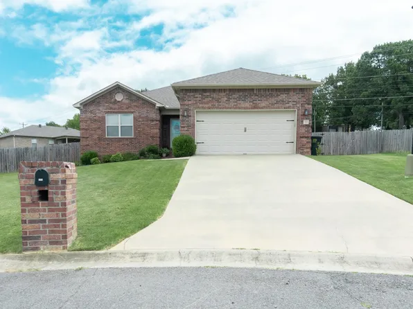 211 Sierra Cv, Austin, AR 72007