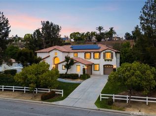 1000 Creekside Dr, Redlands, CA 92373