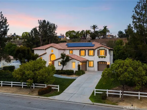 1000 Creekside Dr, Redlands, CA 92373