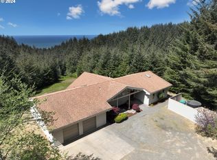 95720 Lanz Ln, Brookings, OR 97415