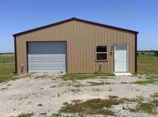 11205 Tumbleweed Rd, Red Rock, OK 74651