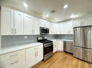 21-75 Steinway St #3, Astoria, NY 11105