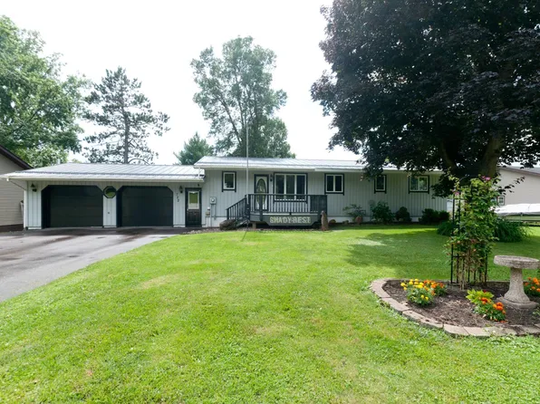 722 1st St, Glenwood City, WI 54013