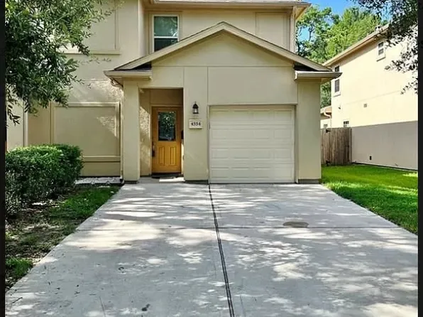 4334 W Plum St, Pearland, TX 77581