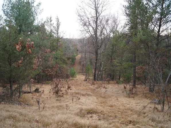 2835 4th Avenue, Oxford, WI 53952