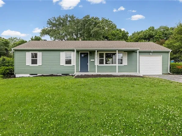 1610 N Trail Ridge Dr, Independence, MO 64050