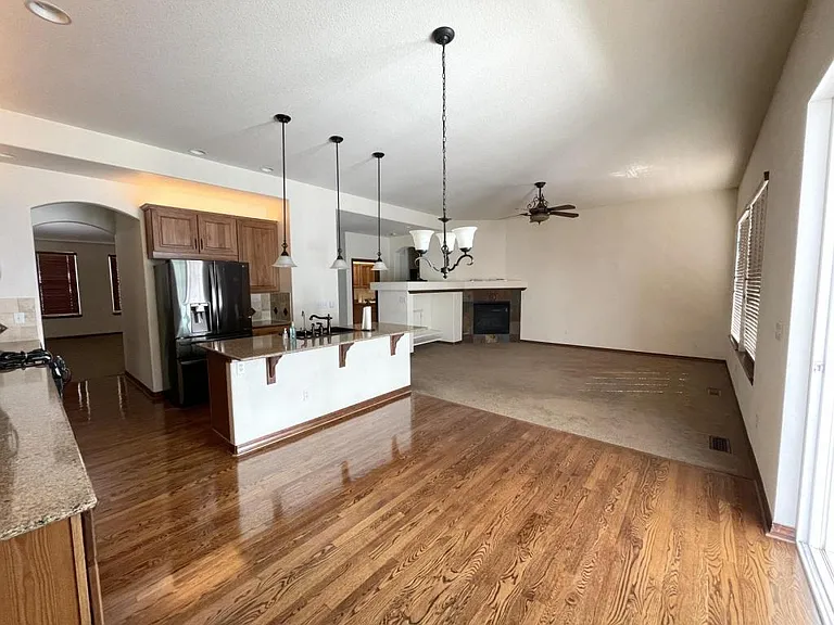 15720 Carob Cir — Photo 5
