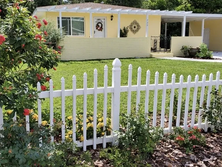 It's always Spring at the Little Yellow House