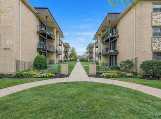 2037 N Harlem Ave APT 1W, Chicago, IL