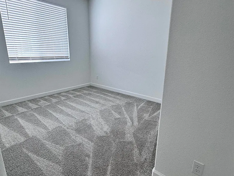 784 Mateo St #1 — Photo 17