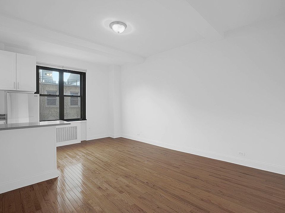 208 W 23rd St New York, NY, 10011 - Apartments for Rent | Zillow