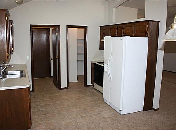 3rd image of 2617 NW 163rd St