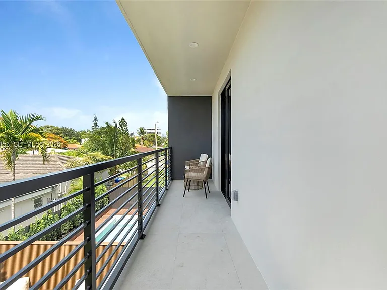3011 SW 27th St #1 — Photo 40