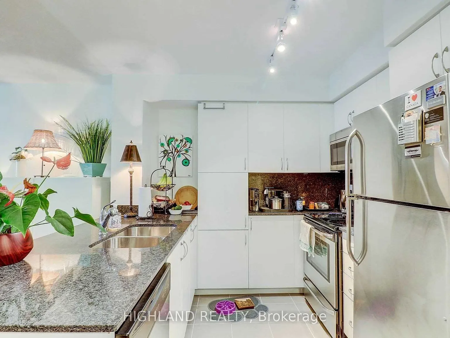 2 bed, $2,350 — Photo 4