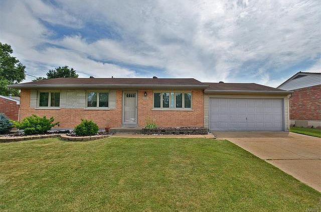 1st image of 4208 Cornus Dr
